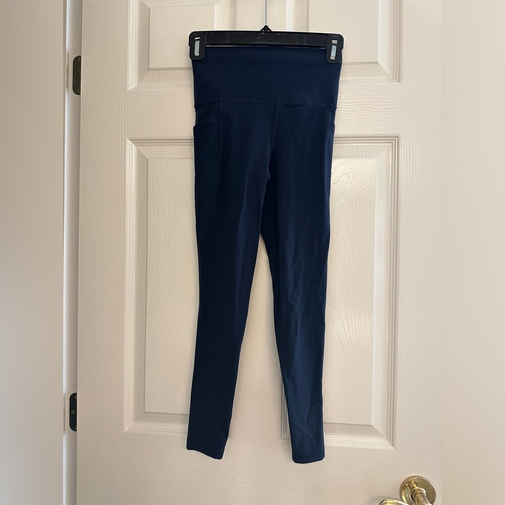 Athleta SALUTATION STASH HIGH RISE LEGGING Capri - Size XXS (NEW)
